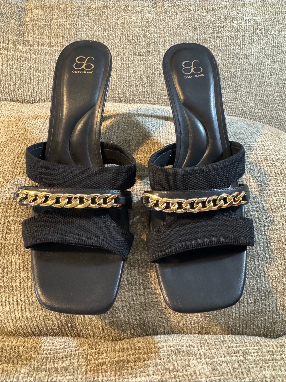 Cosy Island Mousse Fit Black/Gold Chain Heeled Mules Size 8.5